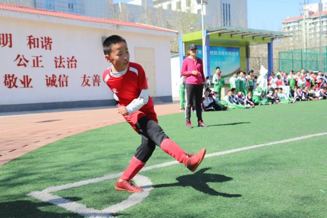 易建联球衣退役广东克广厦 深圳送四川13连败